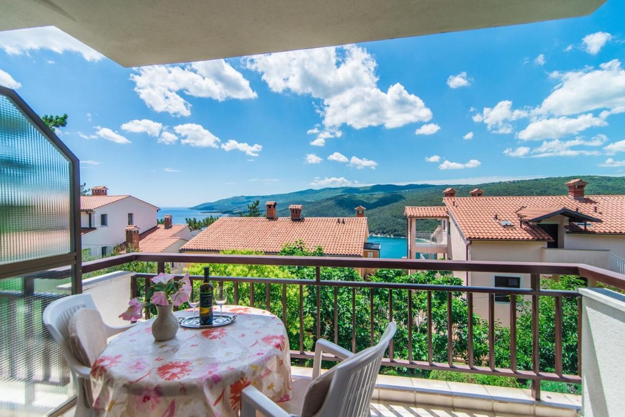 Apartments Pino Rabac Exteriér fotografie